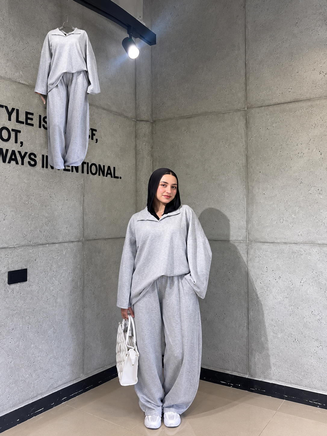 Ref 24 : Ensemble Femme 2 Pièces Oversize – Élégant & Confortable