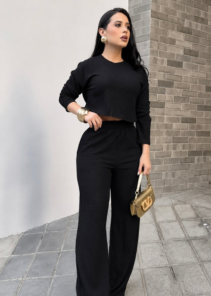 Ref 06 : Ensemble Côtelé Femme – Coupe Large Premium